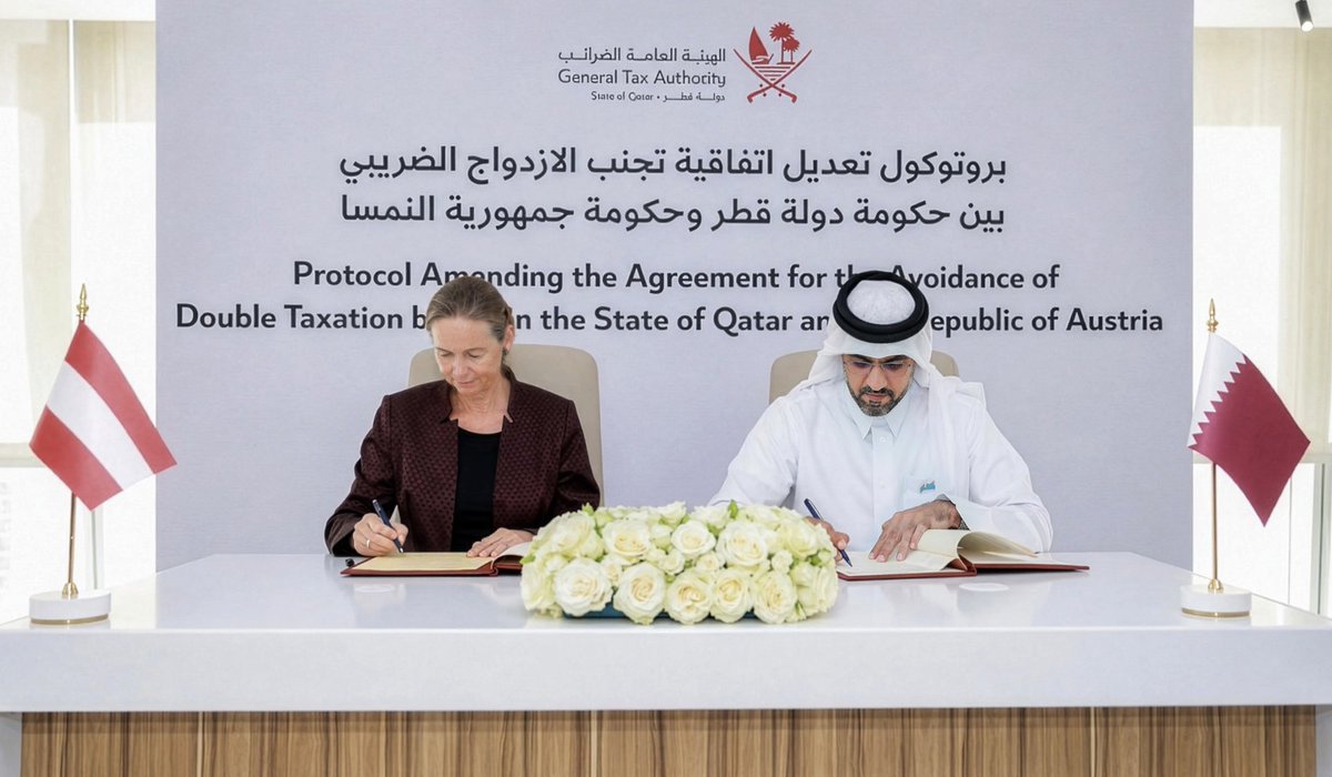 Khalifa bin Jassim Al-Jaham Al Kuwari with Erika Bernhard
